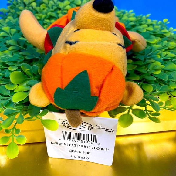 DISNEY STORE EXCLUSIVE NWT VTG HALLOWEEN PUMPKIN WINNIE THE POOH MINI BEABN BAG - Picture 6 of 11